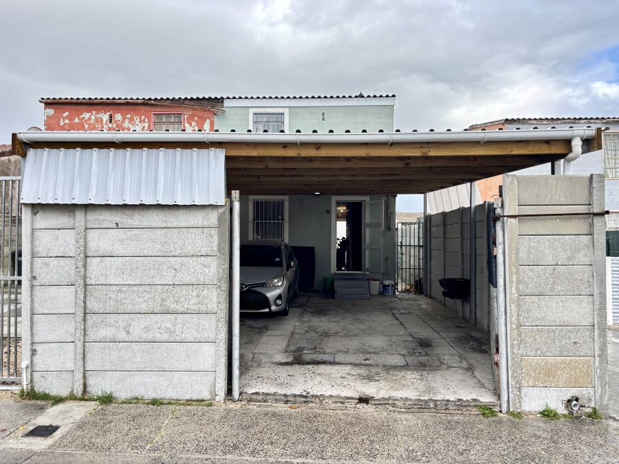 3 Bedroom Property for Sale in Tafelsig Western Cape